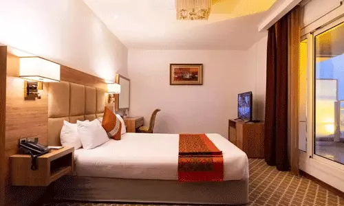 هتل کوروش کیش